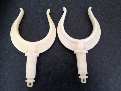 Pair nylon dinghy rowlocks - pair,