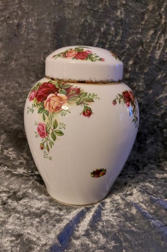 Royal albert old - albert, roses