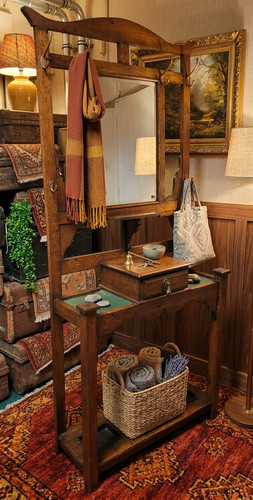 Antique arts and crafts - arts,