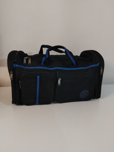Black carlton duffel - carlton,