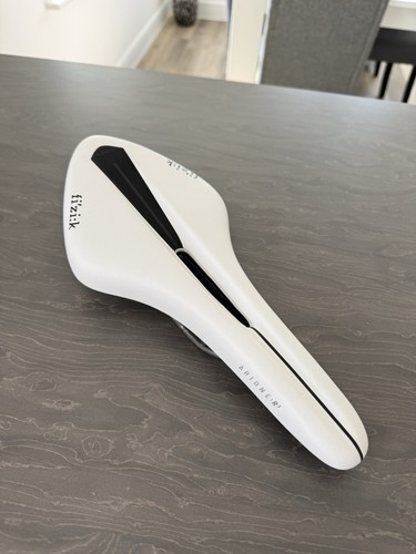 Fizik saddle white - saddle,