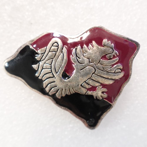 Fighting griffon pinback - fighting,