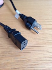 x1 US to C13 1.8m MAINS POWER
