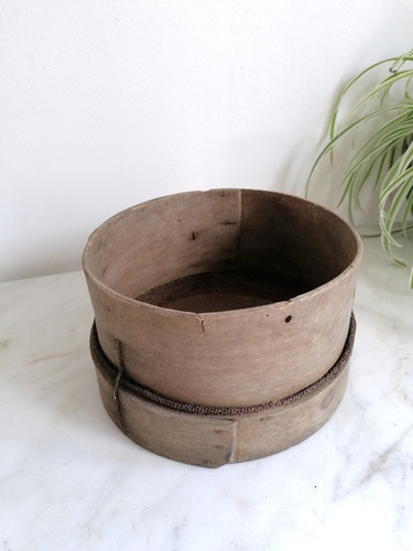 Vintage small wooden rustic - small,