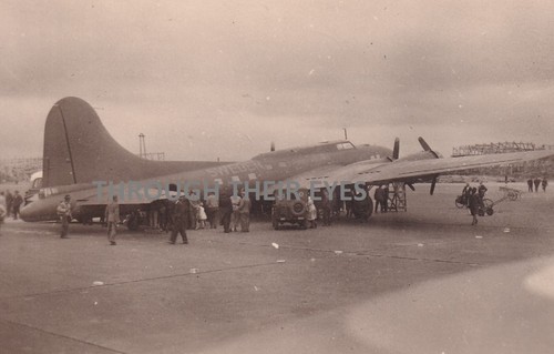 Original ww2 photo flying - original,