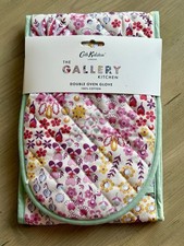 New And Perfect Cath Kidston Ditsy Floral Double Oven Glove / Oven Gloves