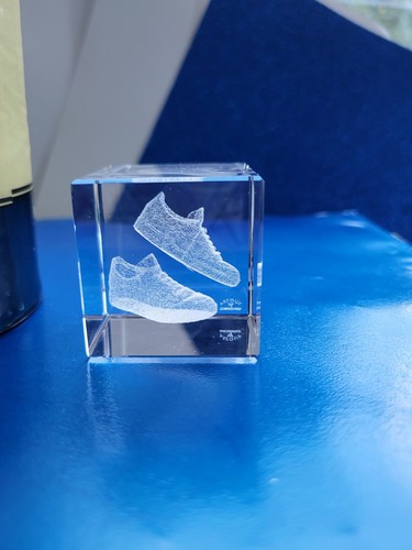 Shoes engraved asfour - 3d,