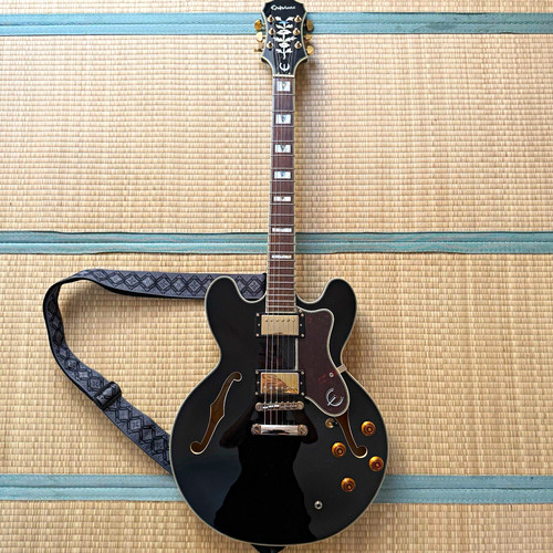 Epiphone sheraton semi hollow - sheraton, semi-hollow