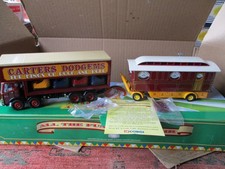 Corgi CC11506 AEC MkV Dodgem Truck & Caravan - Carters
