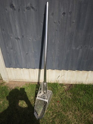 Evolution type sand scoop - r,