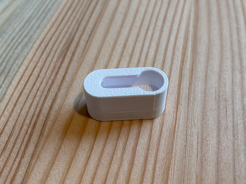 Keyhole slot insert - slot,