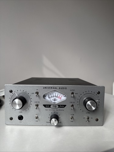 Universal audio 710 - universal,