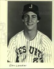 1984 Press Photo Glen Leaveau