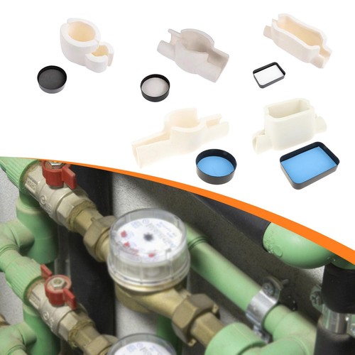Insulating cover for water - insulating,