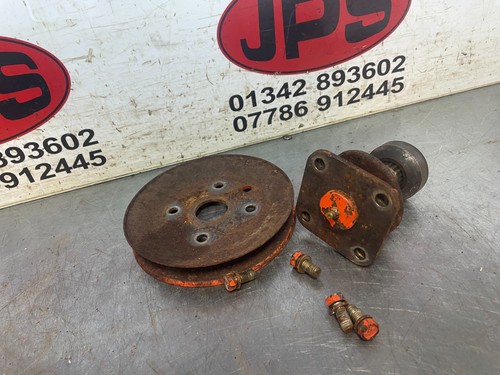Deck hub shaft and - shaft, pulley