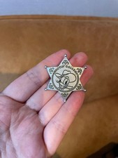 Disneyland Donald Duck Sheriff