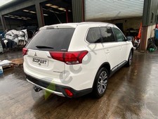 MITSUBISHI OUTLANDER DI-D GX 3