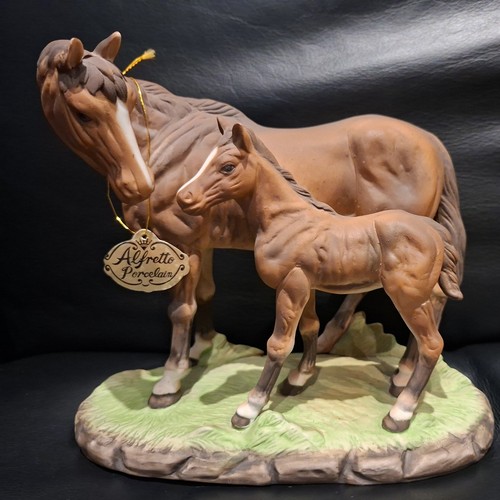 Horse baby foal figure - &,