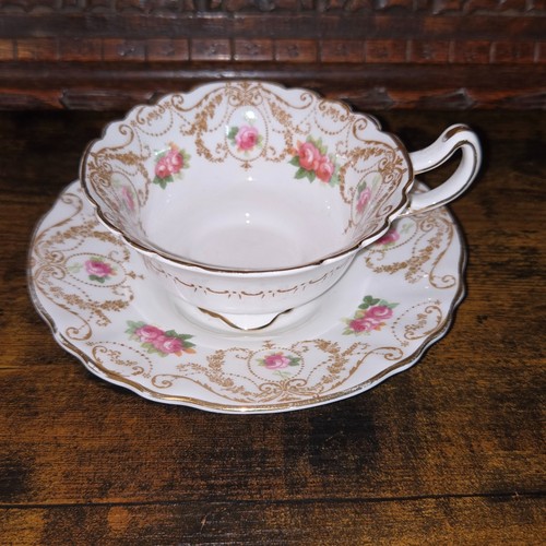 Antique royal doulton - tea, cup
