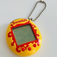 Vintage V1 Tamagotchi Yellow