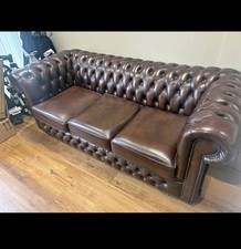 BROWN LEATHER CHESTERFIELD 3