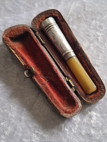 Antique silver mounted cheroot - silver,