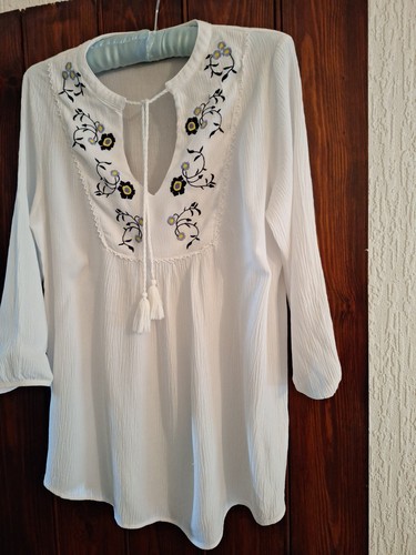 White embroidered - f&f,