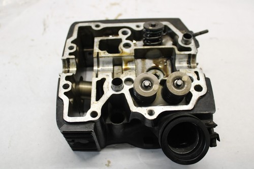 Cylinder head 12220 me9 000 - b, 12220-me9-000