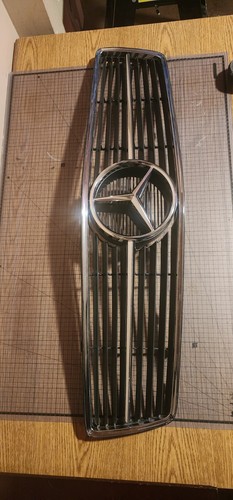 Mercedes c126 sec grille - mercedes,