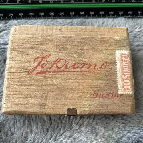 Vintage junior cigar - junior, box