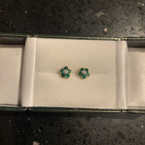 18ct yellow gold emerald and - 18ct,