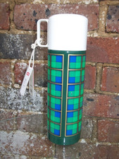 Thermos flask vintage look