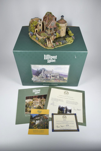 Lilliput lane scotney castle - lane,