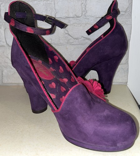 Ladies purple with pink
