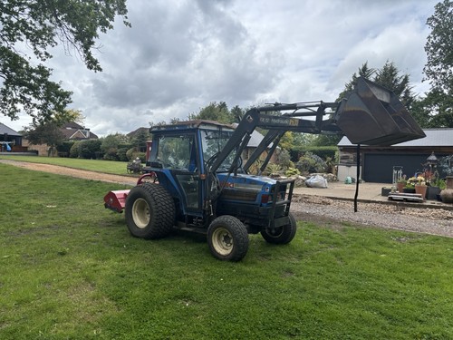 Iseki compact tractor - compact,