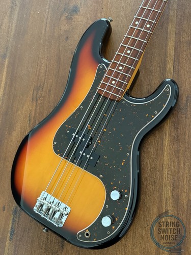 Fender precision bass three - precision,