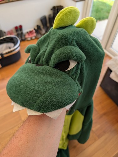 Sazac island dinosaur - sazac, dinosaur/godzilla