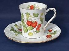 QUEEN'S ROSINA VIRGINIA