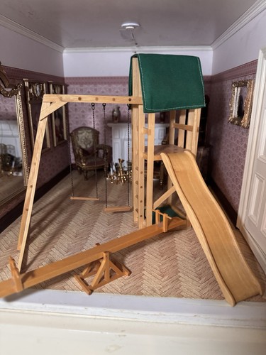 Dollshouse scale climbing - dollshouse, 1/12