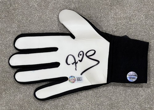Peter schmeichel hand - peter,