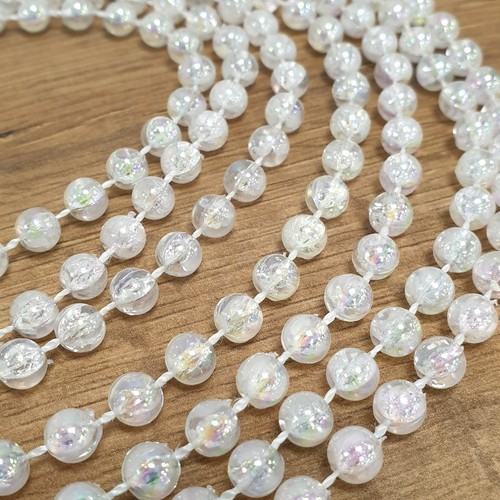Iridescent pearl bead string - iridescent,