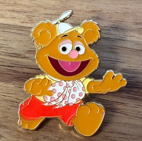 Disney mystery pin - mystery,