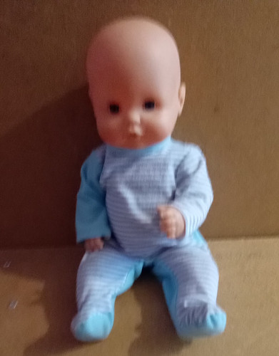 Famosa doll - 16",