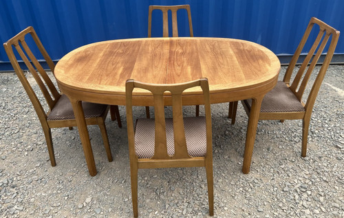 Vintage retro mid - mid, century
