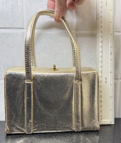 Vintage 1968 jane - shilton, gold
