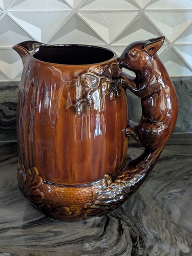 Sylvac 1959 squirrel - squirrel, jug