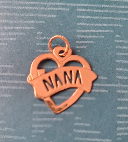 Nanny 9ct gold heart - nanny, charm