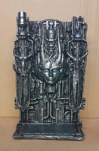 Alien biomechanoid giger - alien,
