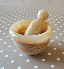 small brown / beige Onyx