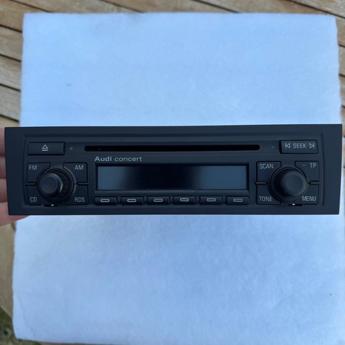 Audi concert radio cd - 8p,